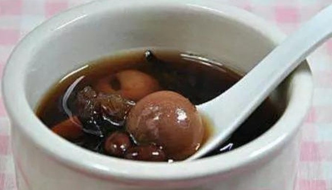 桑葚桂圓飲